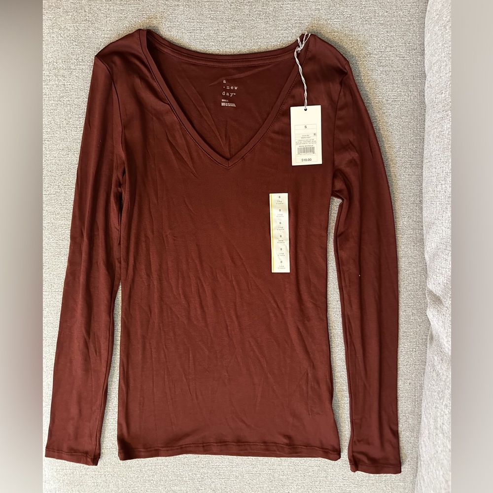 Long sleeve v neck shirt new with tags
